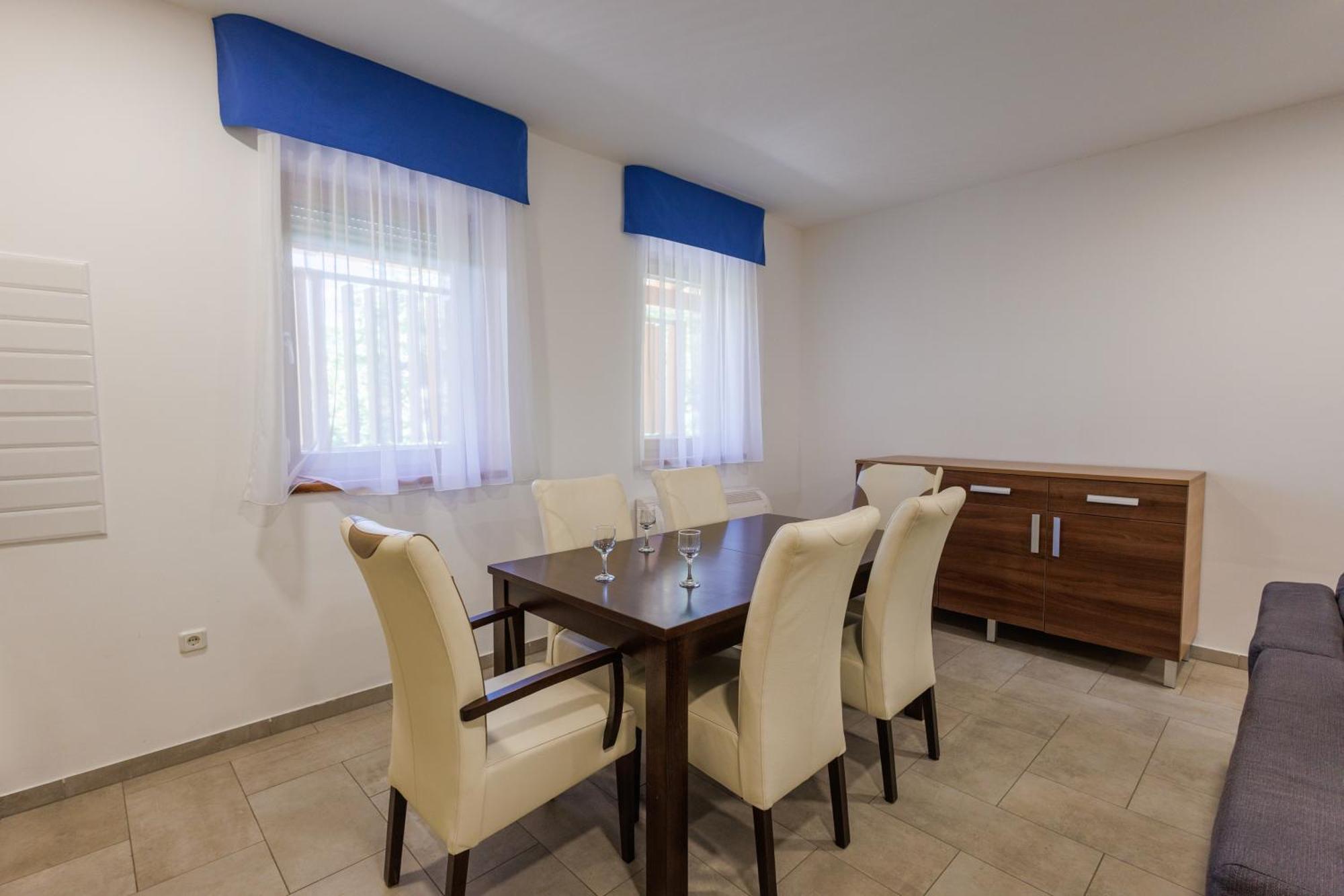 Jacht Apartmanok Balatonfüred Exterior foto